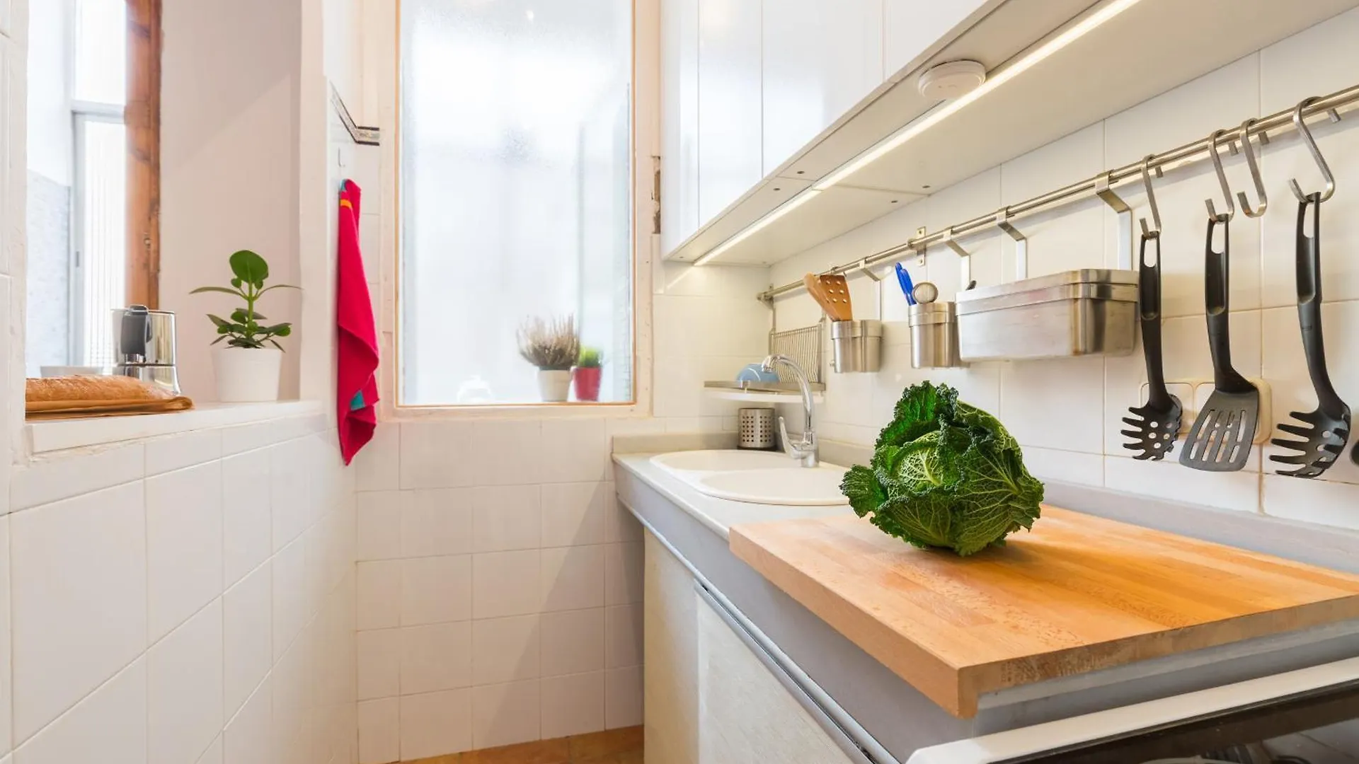 Central Entire Apartment 3 Rooms 12 Barcelona 0*,  Spanien